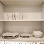 Studio Apartment - Inthephiladelphia